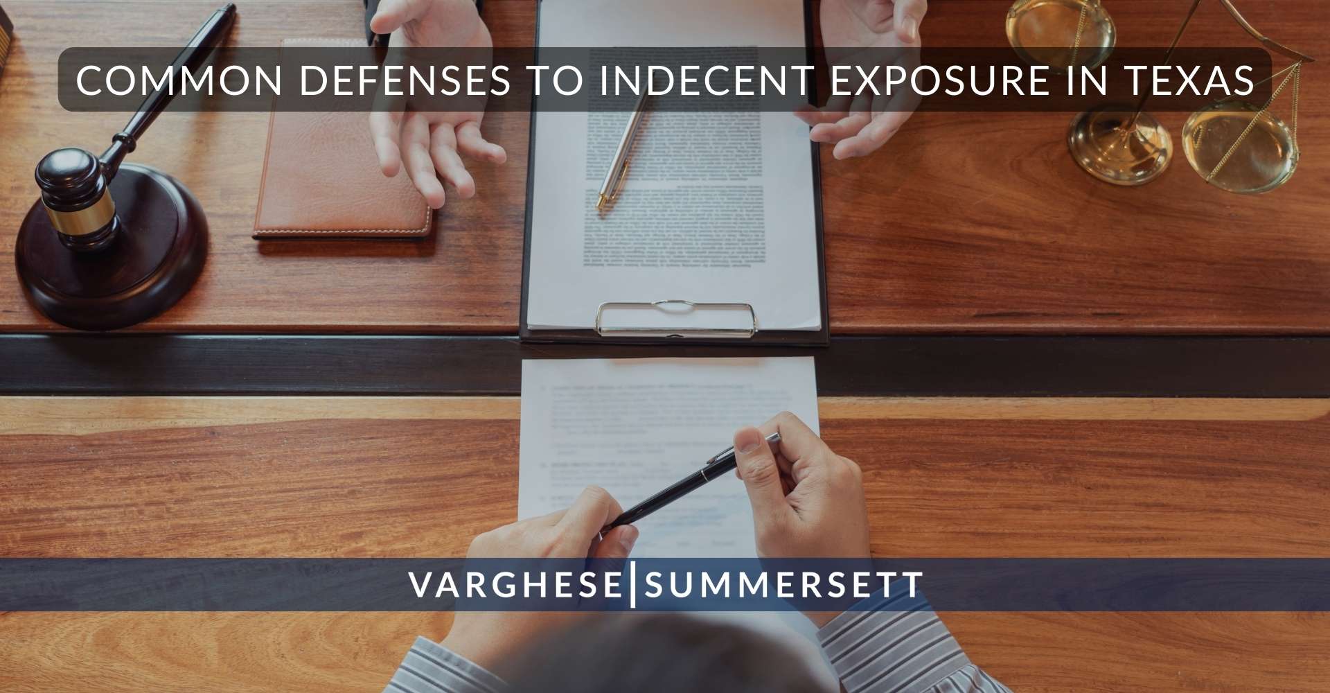 Defensas comunes contra la exposición indecente en Texas