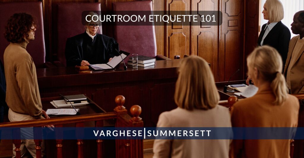 Etiqueta en los tribunales