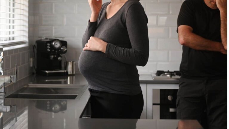 Can You Get a Divorce While Pregnant in Texas?