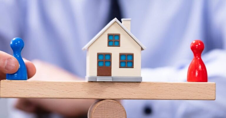 Who Gets the House or Mortgage in Divorce in TX?