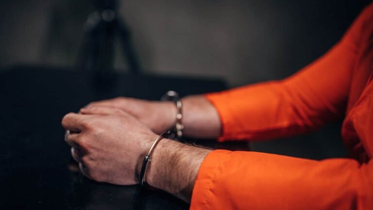 Texas Prison Divorce: Can You Divorce an Incarcerated Spouse?