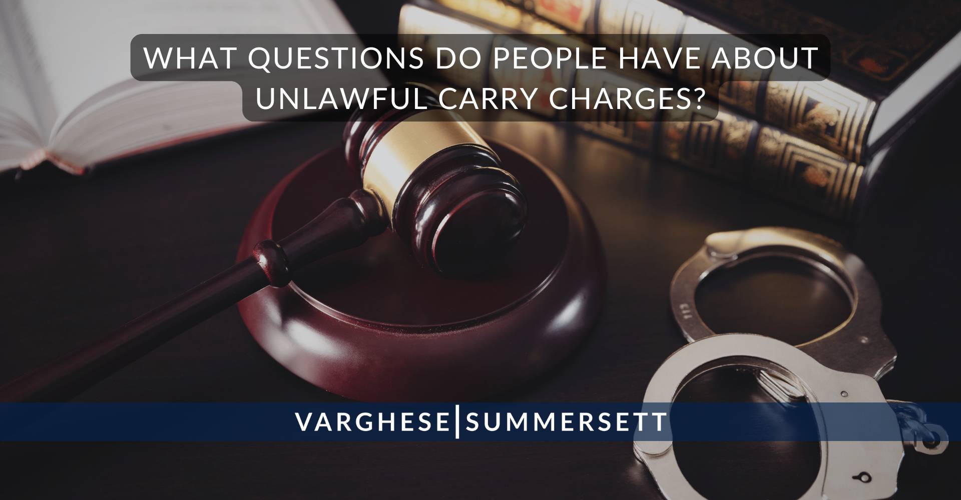 ¿Qué preguntas tiene la gente sobre los cargos por porte ilegal de armas?