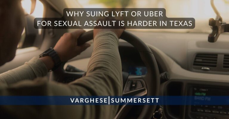 Demandar a Lyft o Uber por agresión sexual es más difícil (pero no imposible) en Texas.