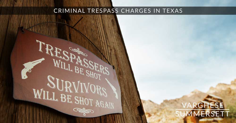 Anti-trespasser sign saying trespassers will be shot
